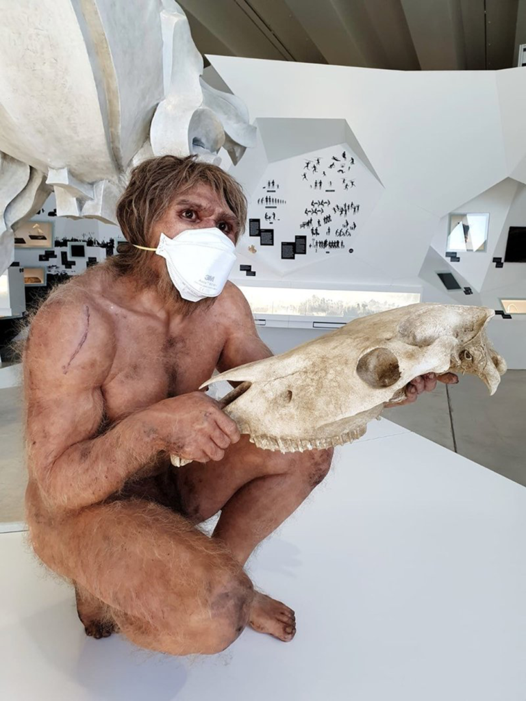 Homo Heidelbergensis mit Munschutz
